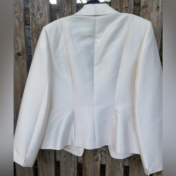 Tahari wool & silk cream jacket black skirt size 12 - Picture 5 of 16